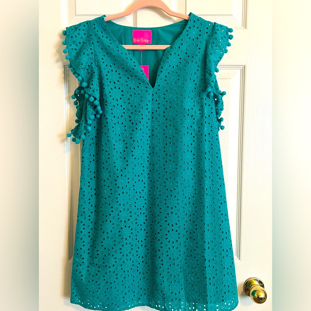 NWT. Lilly Pulitzer Astart Flutter Sleeve. Water Lilly Green. Size Small.